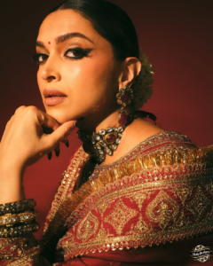 traditional look of deepika